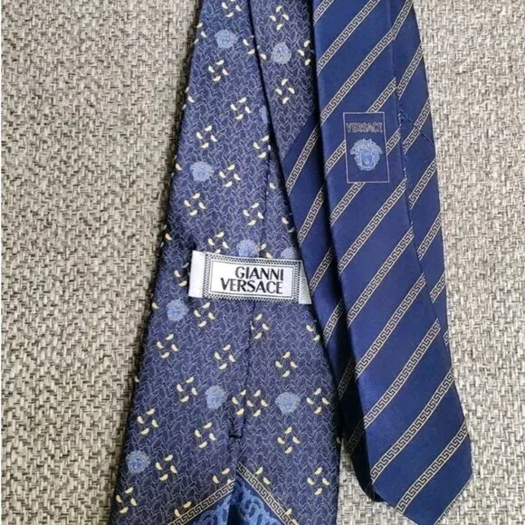 Vintage 80s Gianni Versace Silk Tie - Blue & Gold Medusa Head Baroque Italy
